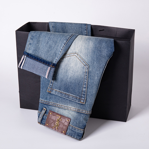 ブランドジーンズ素材ディテール